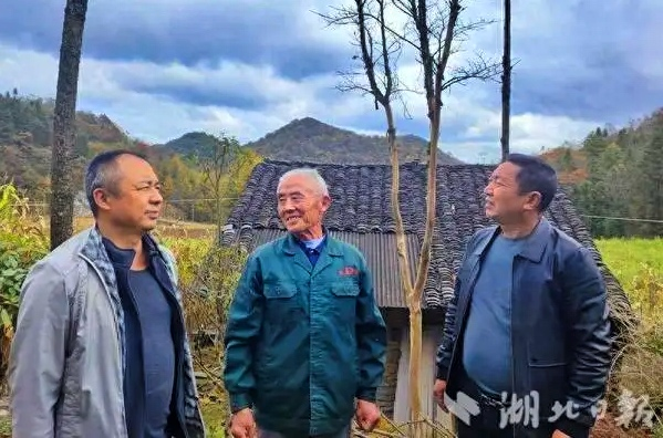 ���ŵ�����Ϸע����38�ʽ�